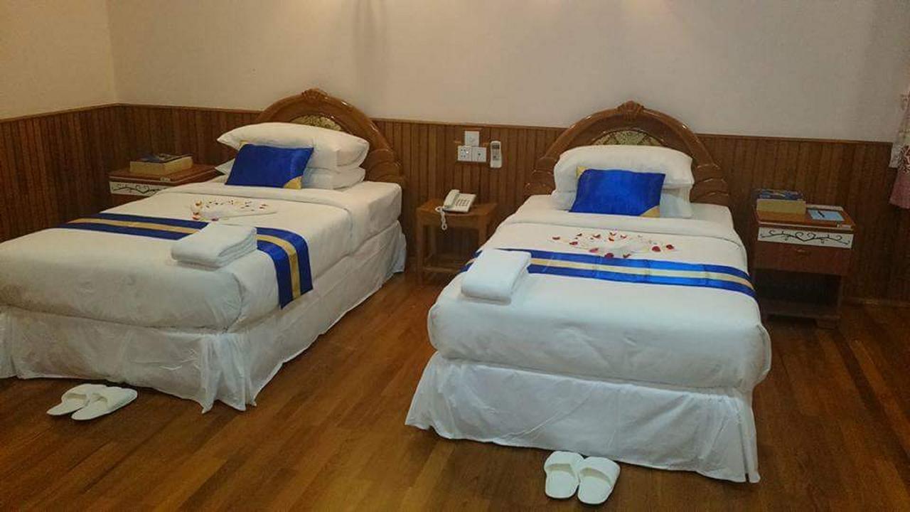 Famous Hotel Bago Exteriér fotografie